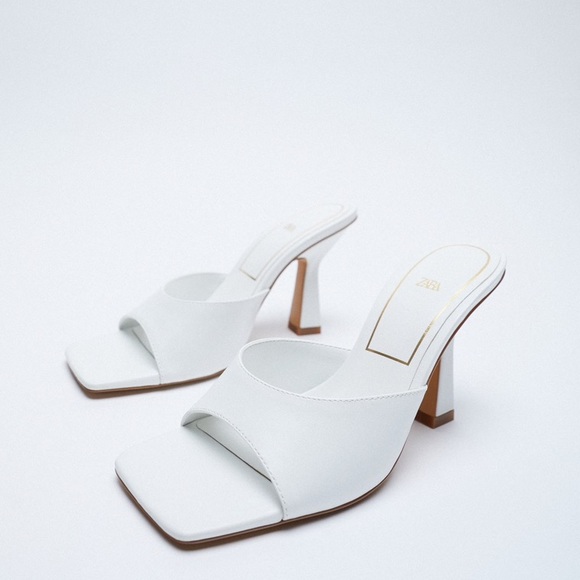 Zara NWT white heeled open toed mules size 5/36
